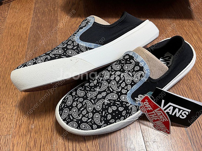 반스 컴피쿠시 원 슬립온 스니커 / vans--1