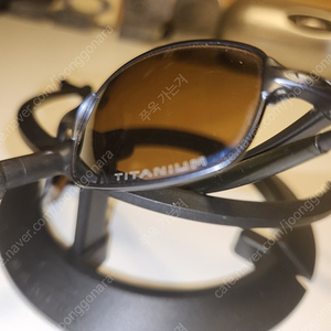 오클리 Oakley Square Wire 2.0 TITANIUM Spring Hinge / 메탈케이스