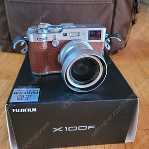 후지 X100F 브라운 과 WCL X100ii