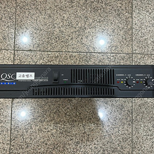 QSC RMX2450 엠프