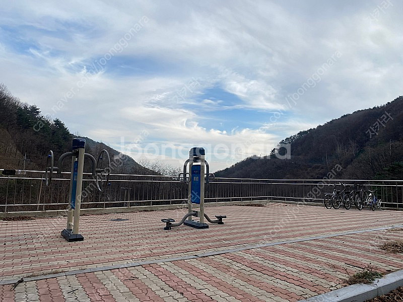 야외 공원 운동기구--0