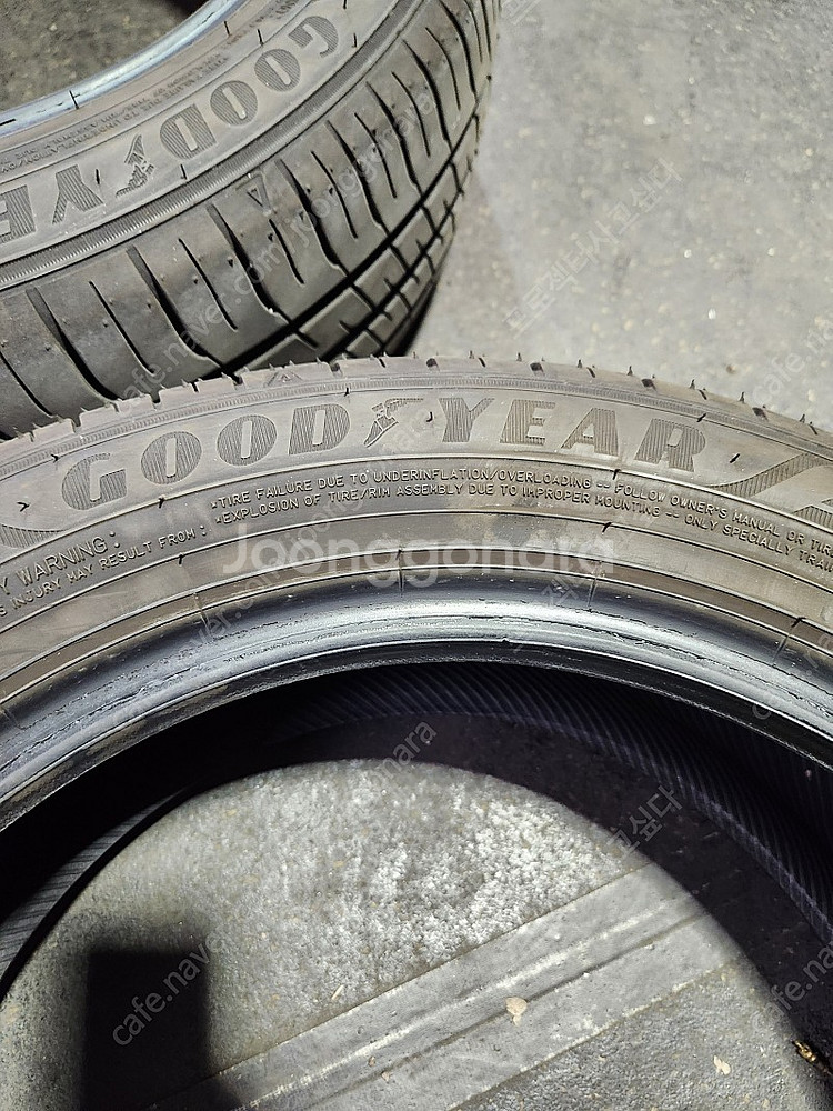 M400 굿이어 수입타이어 4본 팝니다. (185 55 15)--1