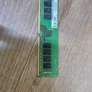 ddr4 16기가 3200 메모리 1개 판매합니다.