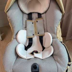 브라이택스 갤럭시 카시트 (isofix)