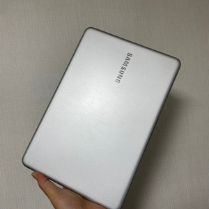 [대전] 삼성 노트북 13인치 무게 1kg안됩니다. i3 2.2ghz / 8G 램 / 256 SSD