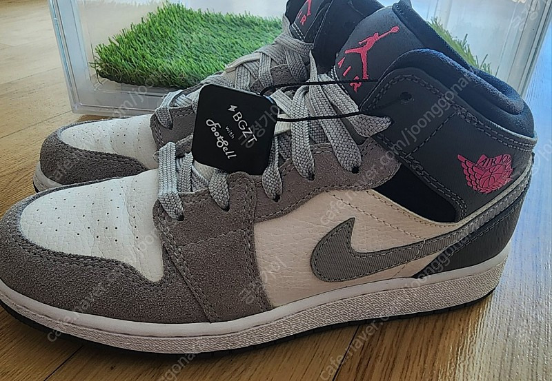 나이키 조던 1 미드 여성 운동화 225사이즈--7
