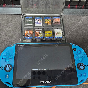 PS VITA 2세대 블루 판매합니다.