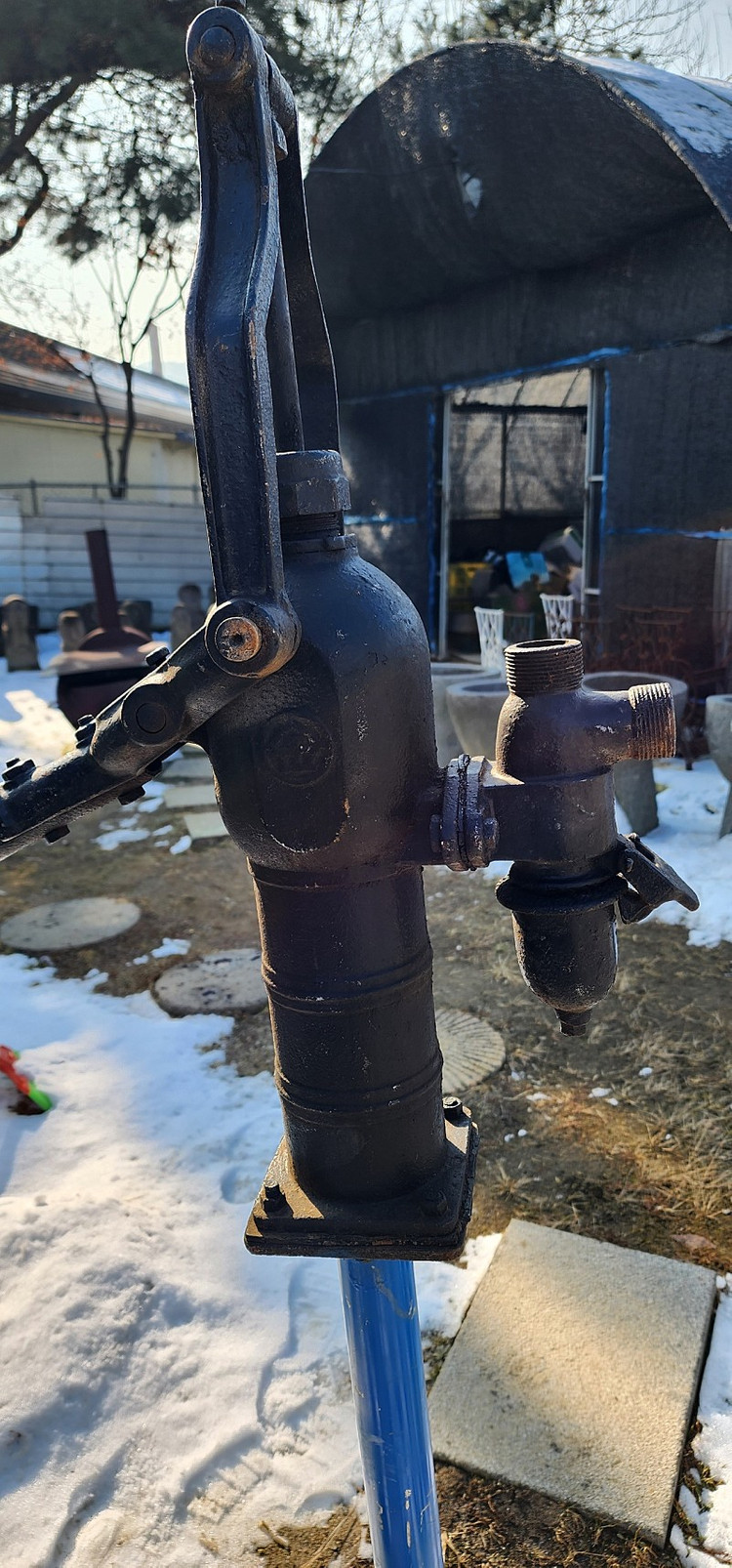 옛날 국산 작두펌프 이미지