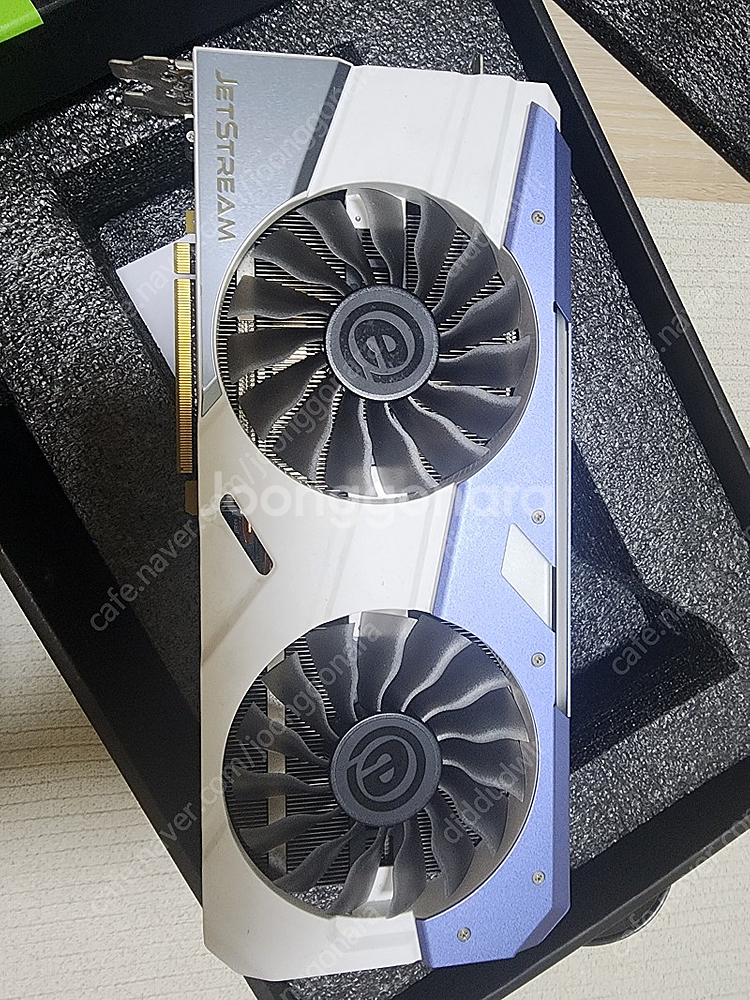 그래픽카드 GTX1070 8gb 슈젯팝니다.--0