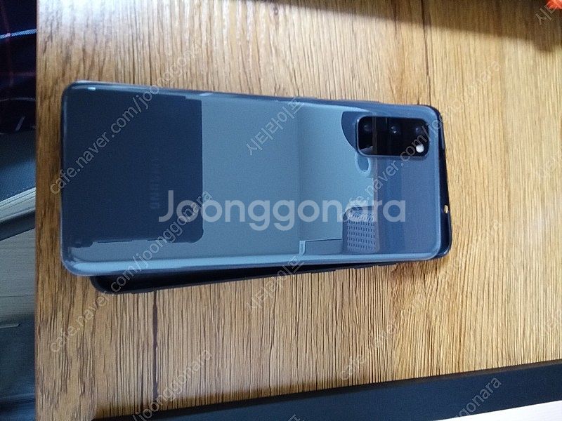 갤럭시 s20 해외판 듀얼심--1