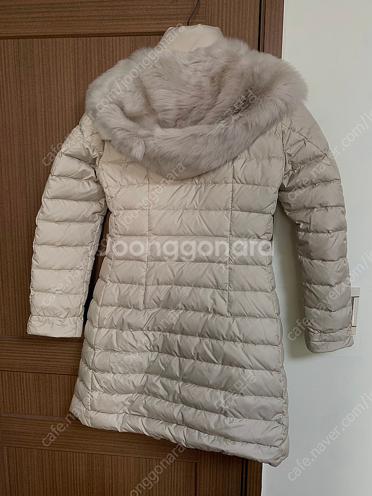 거위털 패딩 팝니다.--3