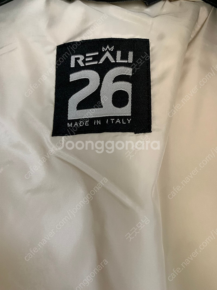 거위털 패딩 팝니다.--5