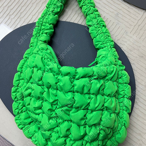 cos quilted mini bag bright green 코스 퀼티드 미니백 브라이트 그린