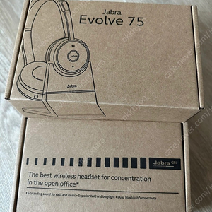 헤드셋. 자브라 이볼브 75 (Jabra Evolve 75) 거치대 포함 판매합니다. 미개봉 새제품