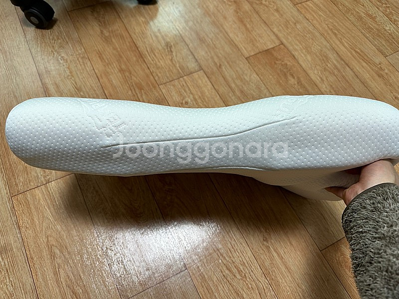템퍼 밀레니엄 베개 xs 팝니다--1