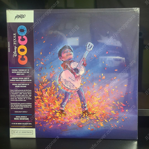 몬도 영화 코코 COCO OST 한정반 스플래터 바이닐 2LP 판매.