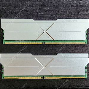 삼성 DDR5 16gb×2 판매합니다 (인 천)
