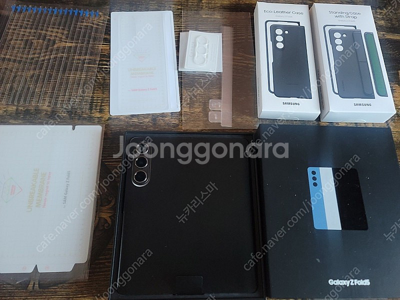 갤럭시 폴드5 1테라 1tb 자급제 삼성전용색상 그레이...--1