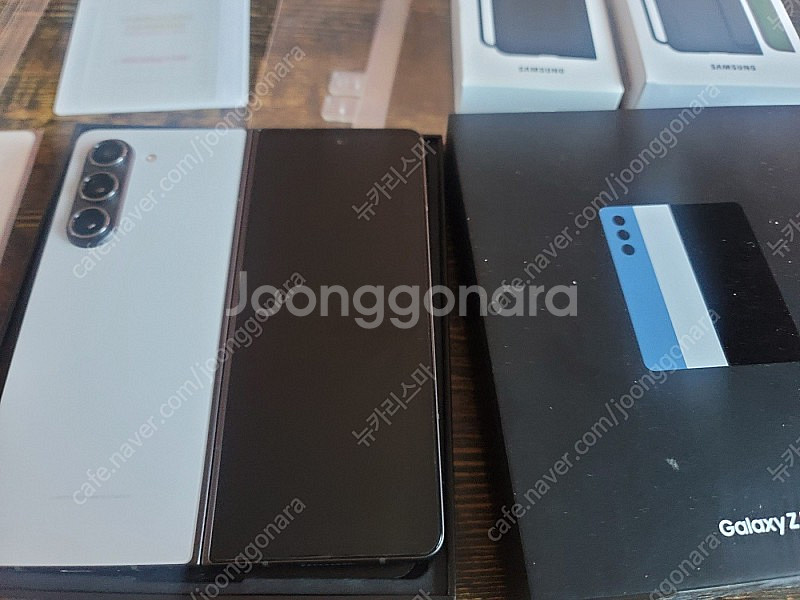 갤럭시 폴드5 1테라 1tb 자급제 삼성전용색상 그레이...--2