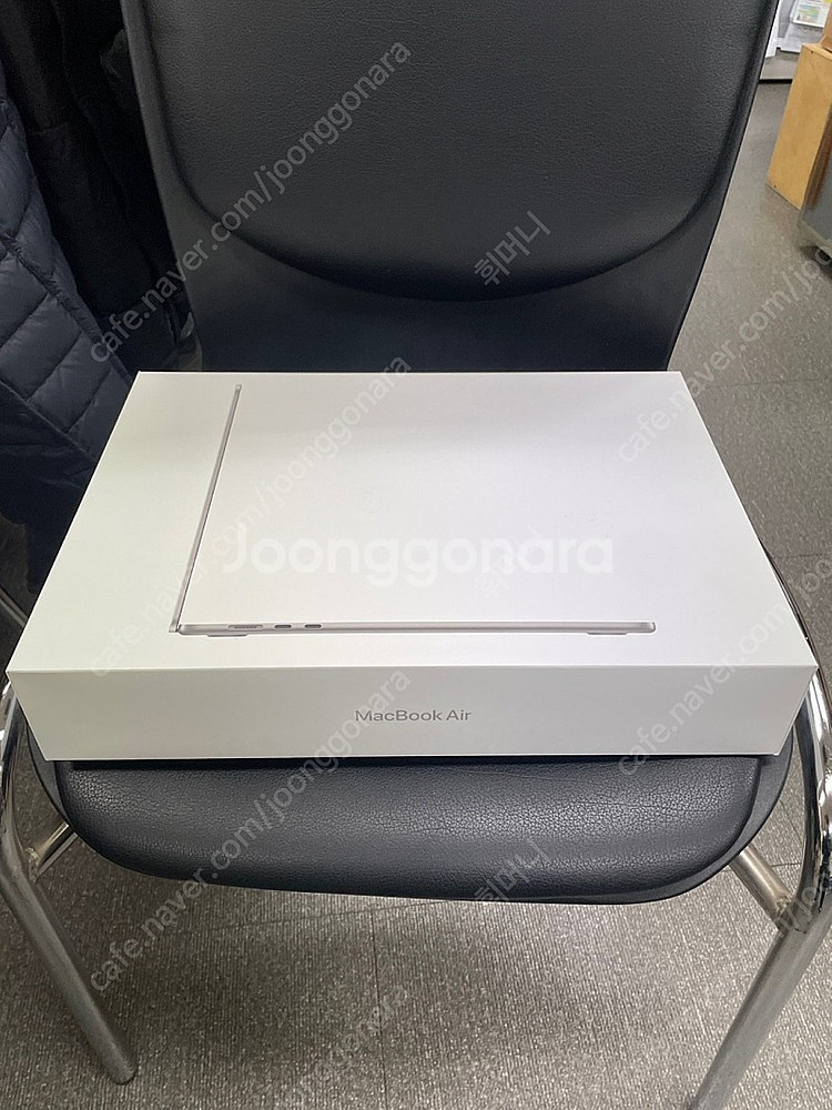 [미개봉] 맥북 에어 M2 15인치 스페이스그레이 8GB 256Gb 새상품 판매합니다--2