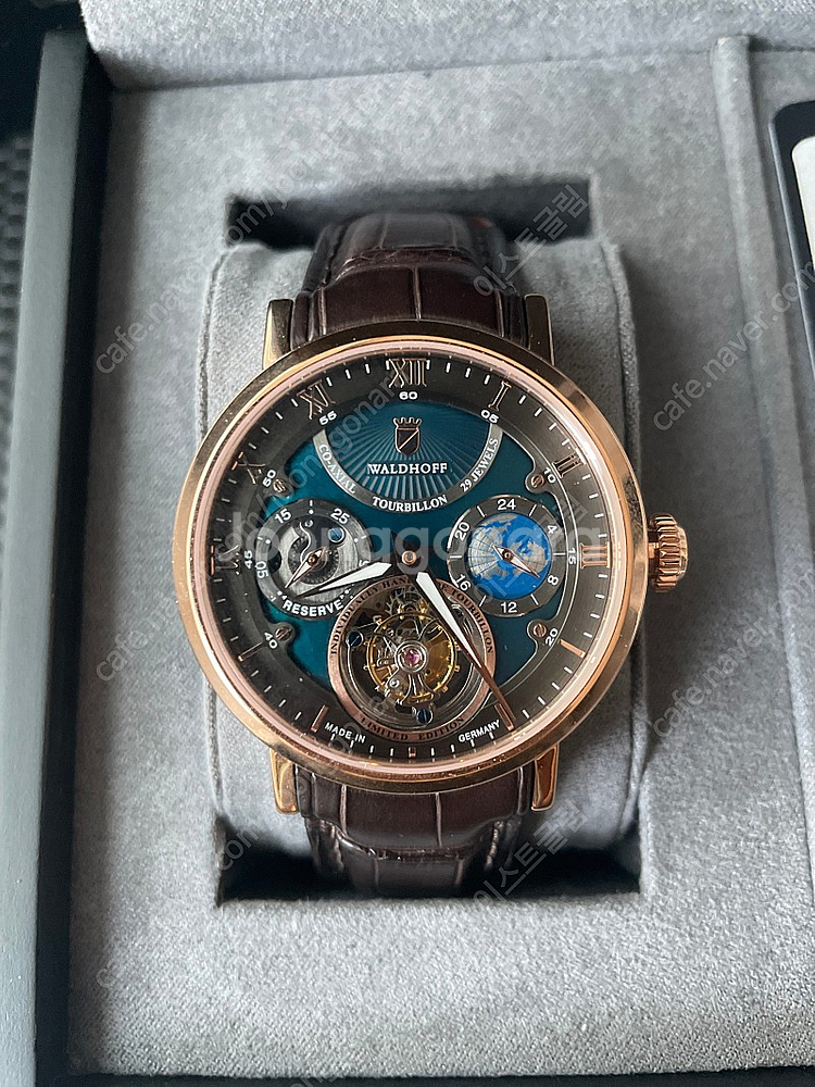 발도프 뚜르비옹 시계--0