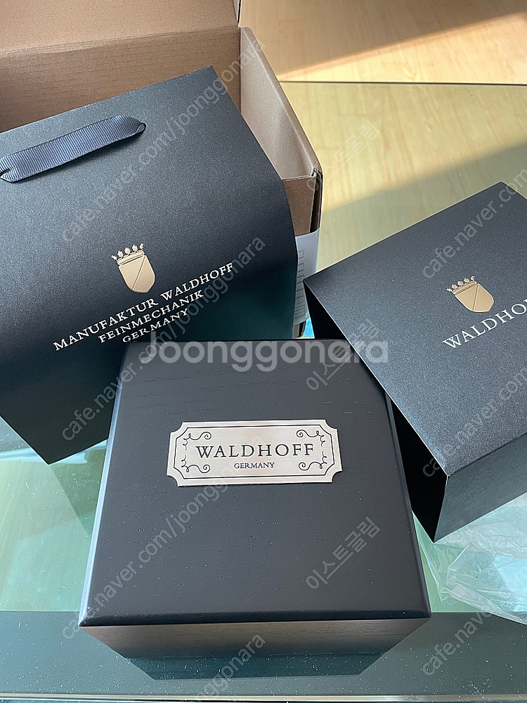 발도프 뚜르비옹 시계--1