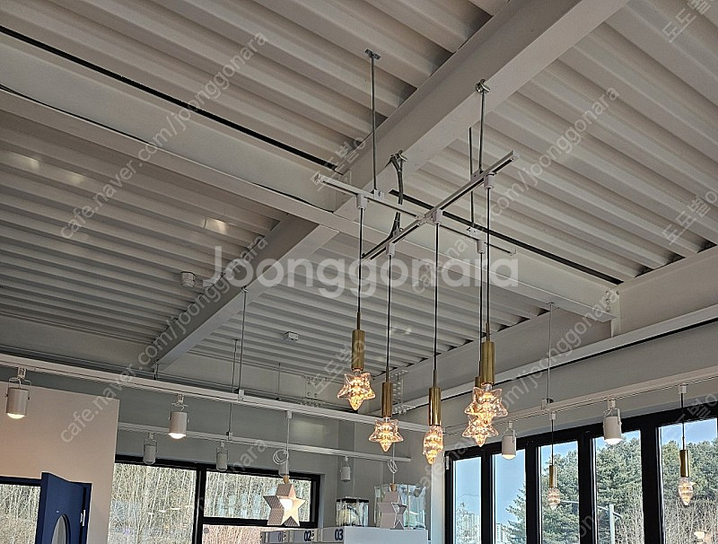 천장 레일, LED전구, 팬던트조명, 포인트 조명--2