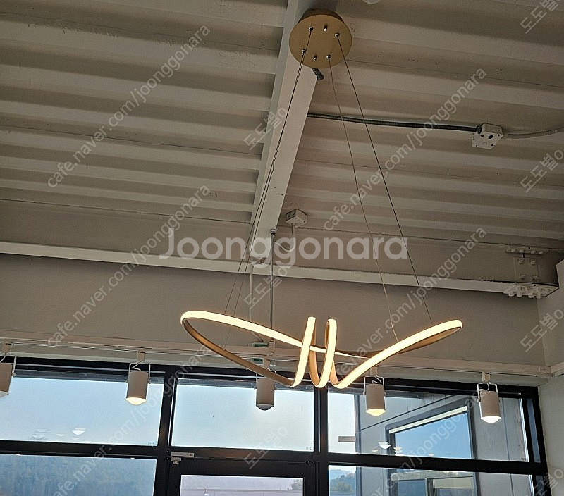 천장 레일, LED전구, 팬던트조명, 포인트 조명--0