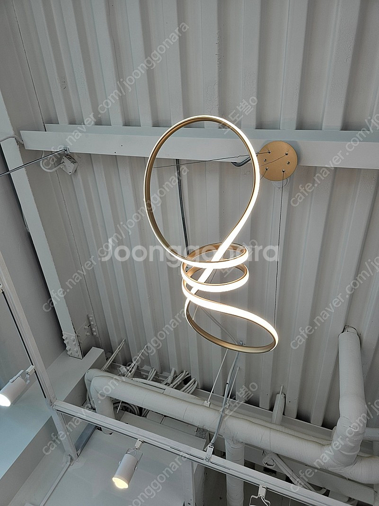 천장 레일, LED전구, 팬던트조명, 포인트 조명--7