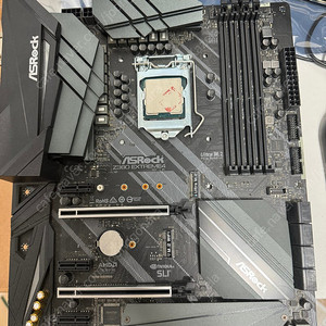 i7 9700k + 애즈락 Z390 Extream4