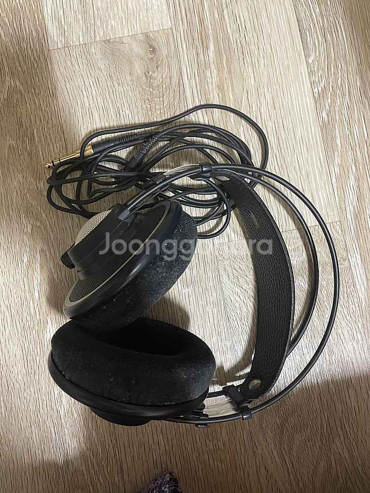 AKG K702 팝니다 (택포)--1