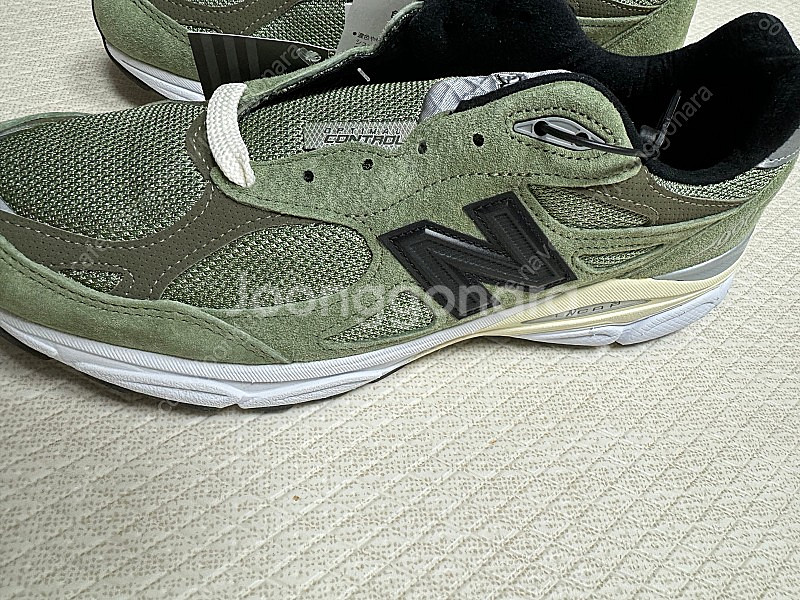 뉴발란스 990v3 자운드 올리브 275사이즈 새상품--1
