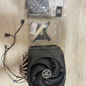 ARCTIC Freezer 50 공랭쿨러 팝니다. (택포)