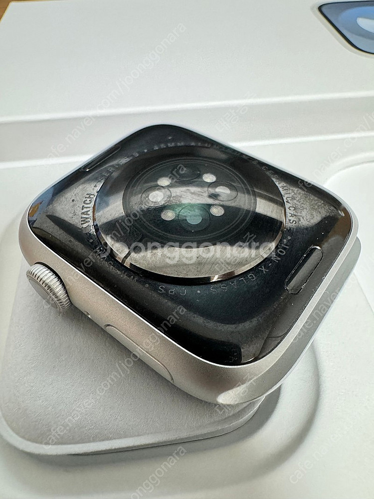 애플워치9 실버 gps 45mm 판매합니다--2