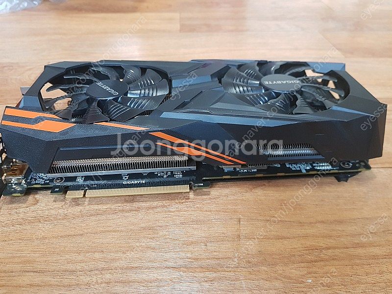 고장난 GIGABYTE 라데온 RX Vega 56 Ga...--0