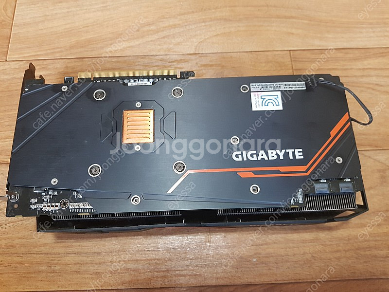고장난 GIGABYTE 라데온 RX Vega 56 Ga...--2