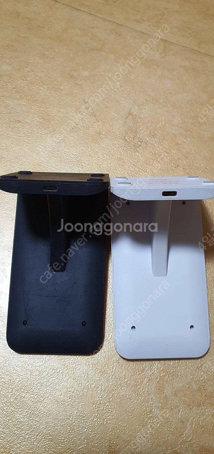 무선충전기 거치대3개팜.우체국택포--1
