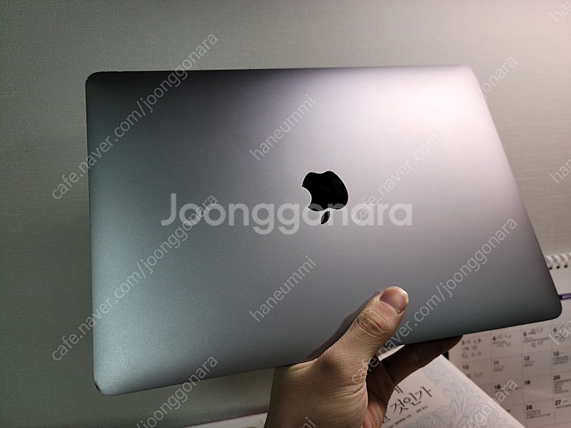 맥북에어m1 13인치 256g 8g 팝니다--1