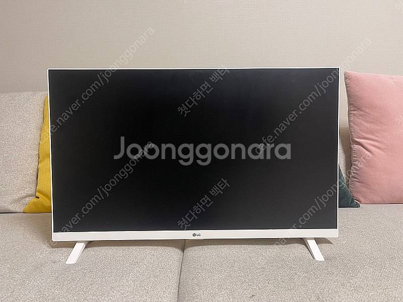 LG 스마트TV 27인치 27TQ625SW 팝니다--1