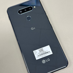 LG Q70 블랙색상 64기가 미파손 가성비단말기 6만에 판매합니다