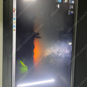 휴대용 모니터 15.6인치 팝니다