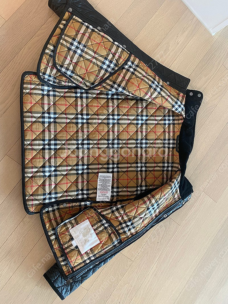 버버리 키즈 퀄팅자켓 8사이즈--3