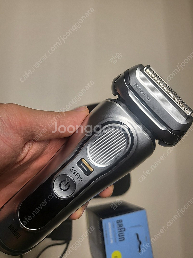 브라운 S9PRO 전기 면도기--2