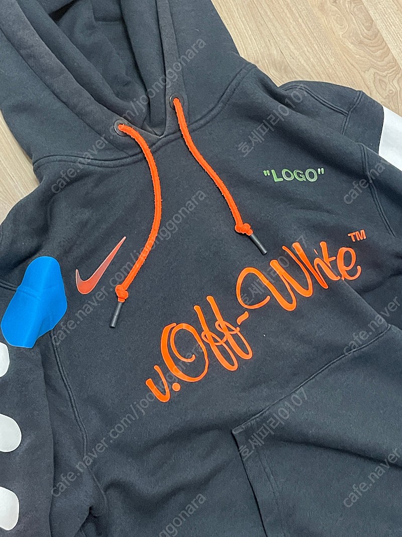 나이키 x 오프화이트 콜라보 후드티 L 오늘만 9로 급처합니다 | 중고나라 - 안심되는 중고거래, image size:800x1067
