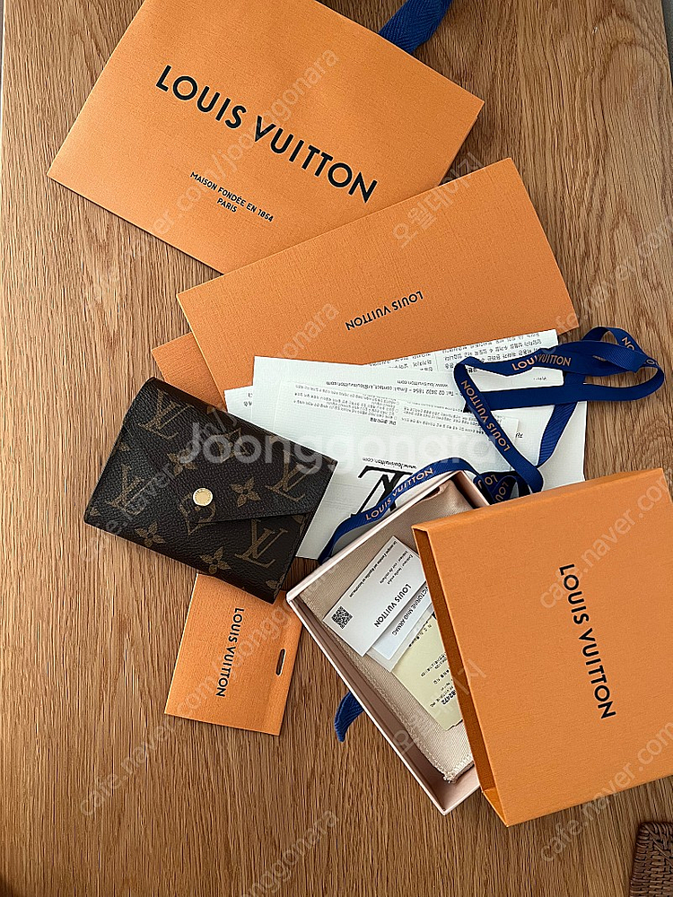 *공홈 새상품* 루이비통 빅토린 월넛 반지갑 모노그램--5