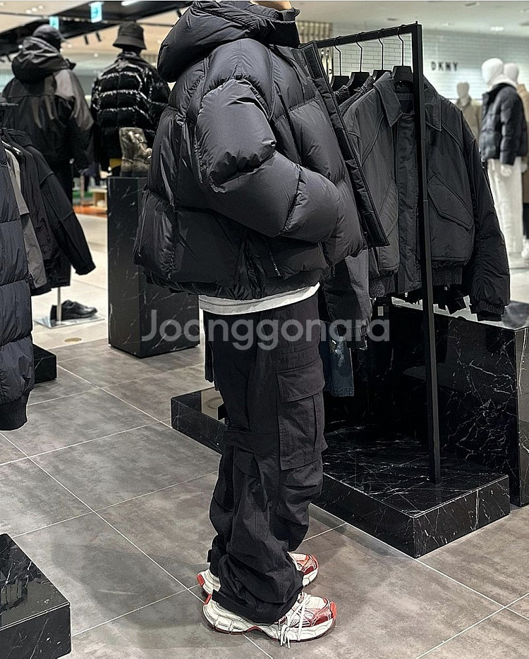 JUUN J 준지 23FW 209만 레이어드 패딩--7
