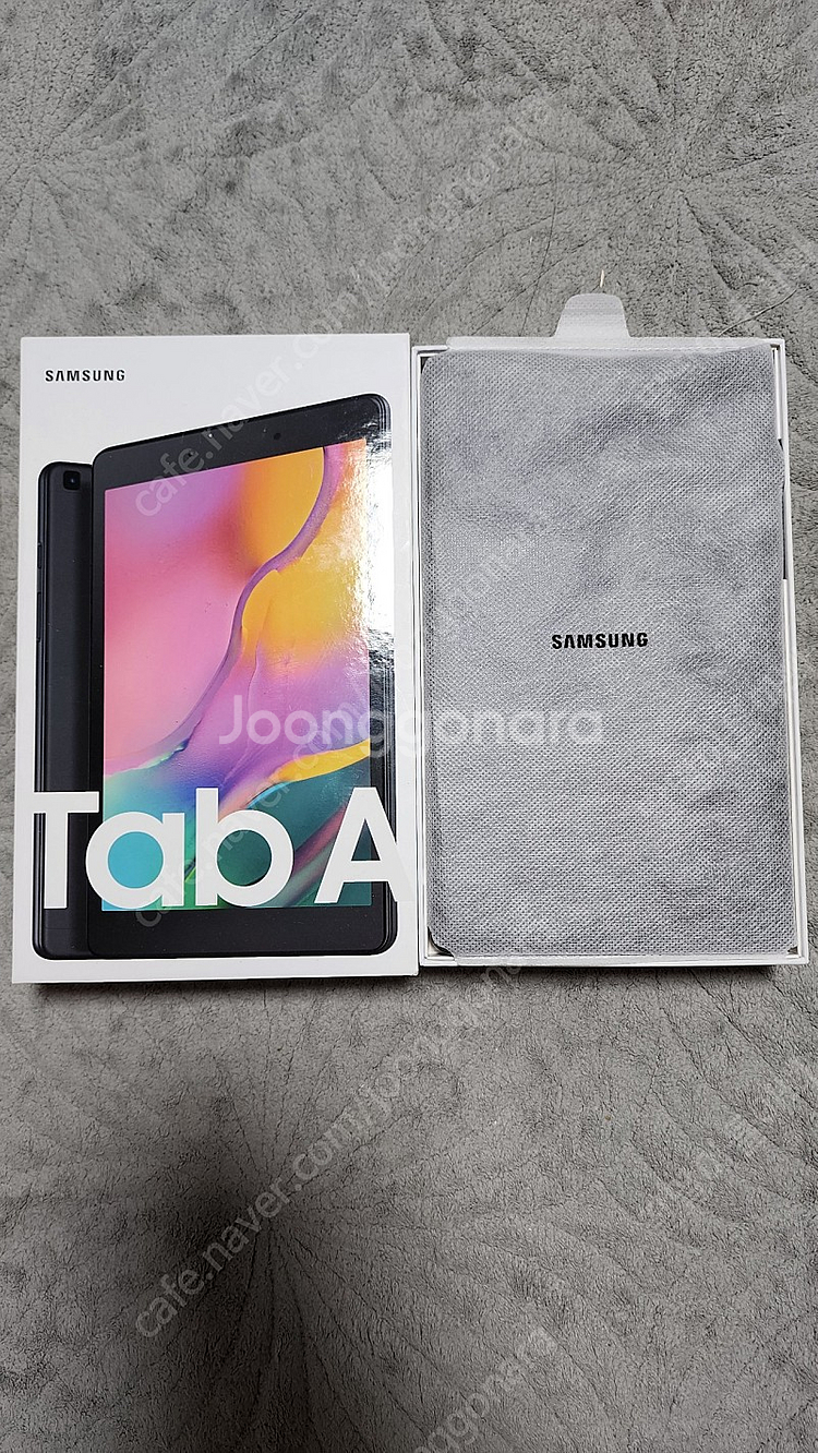 갤럭시탭A 8.0 32g 풀박스 팝니다--0