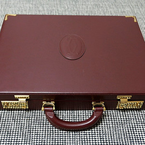 [100만원 가격인하] Cartier 머스트 드 까르띠에 클래식 서류가방