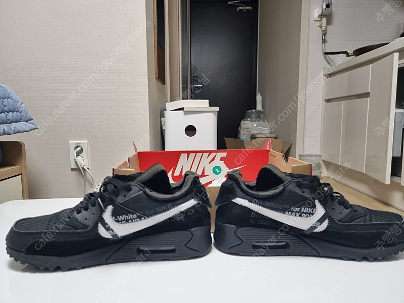 더텐 오프화이트 맥스90 270사이즈 이미지