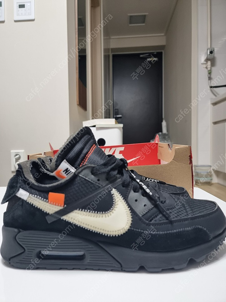 더텐 오프화이트 맥스90 270사이즈 이미지